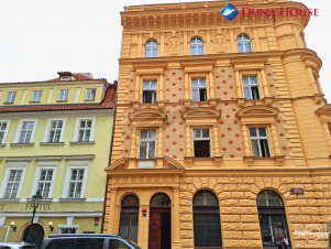 Prodej bytu 4+1, 108,3 m2, v historickém centru Prahy 1 - Malá Strana.