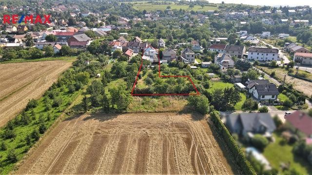 Prodej rodinného domu 4+2 s rozsáhlými pozemky v Olomouci - Droždíně