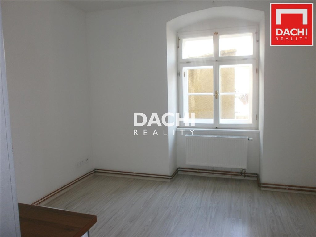 Pronájem nezařízené podkrovní garsoniéry 32 m², Olomouc ulice Zámečnická