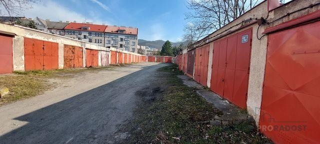 Prodej garáže na Střekově