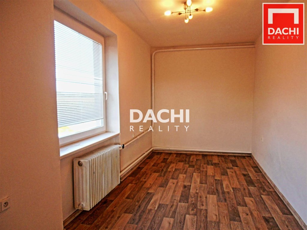 Pronájem bytu 3+1 se dvěma balkóny i se zahrádkou, 91 m² v obci Vsisko.