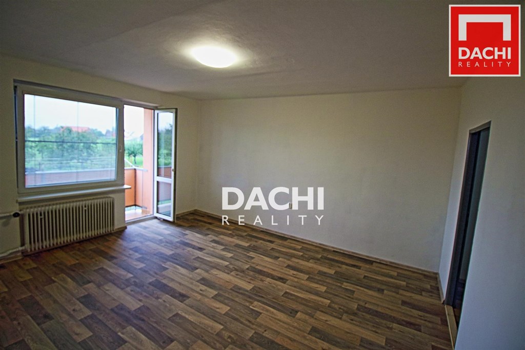 Pronájem bytu 3+1 se dvěma balkóny i se zahrádkou, 91 m² v obci Vsisko.