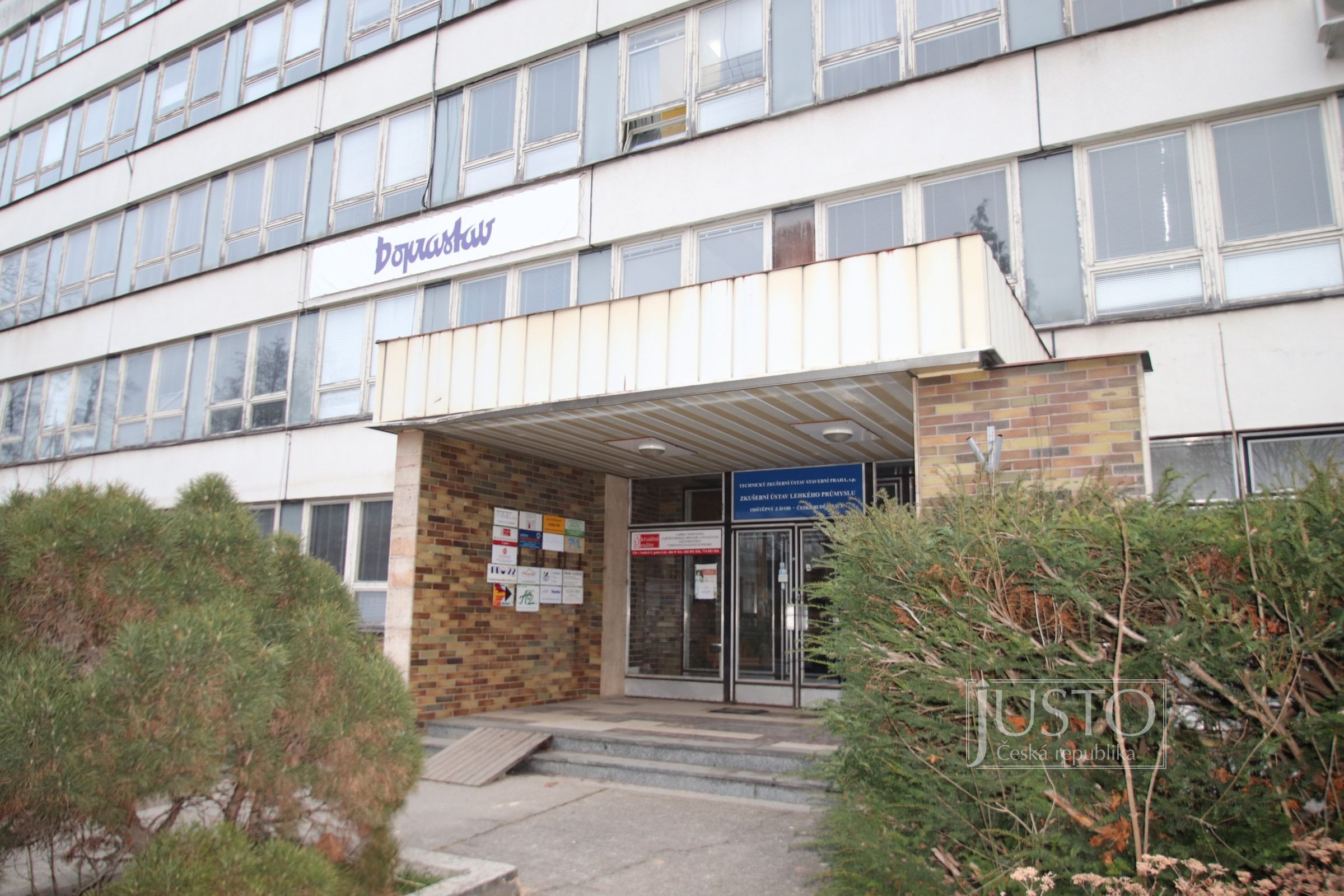 Pronájem komerčních prostor, 35 m², České Budějovice - Havlíčkova kolonie