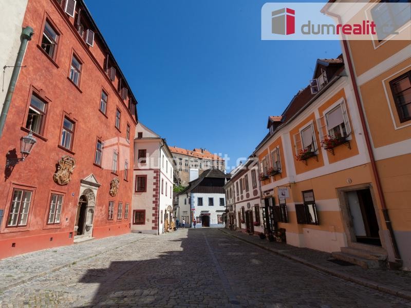 Prodej, komerční objekt s byt. jednotkou v centru města Český Krumlov, ul. Široká 