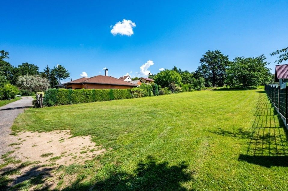 Prodej stavebního pozemku, 926 m2, Sedlec - Prčice
