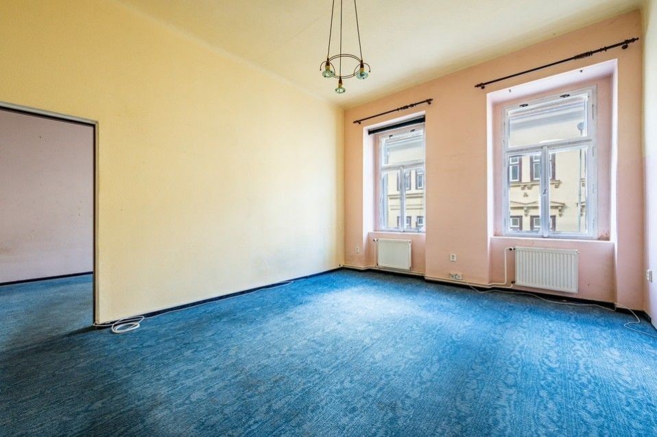 Prodej bytu 3+1 k rekonstrukci, Praha 3 - Žižkov
