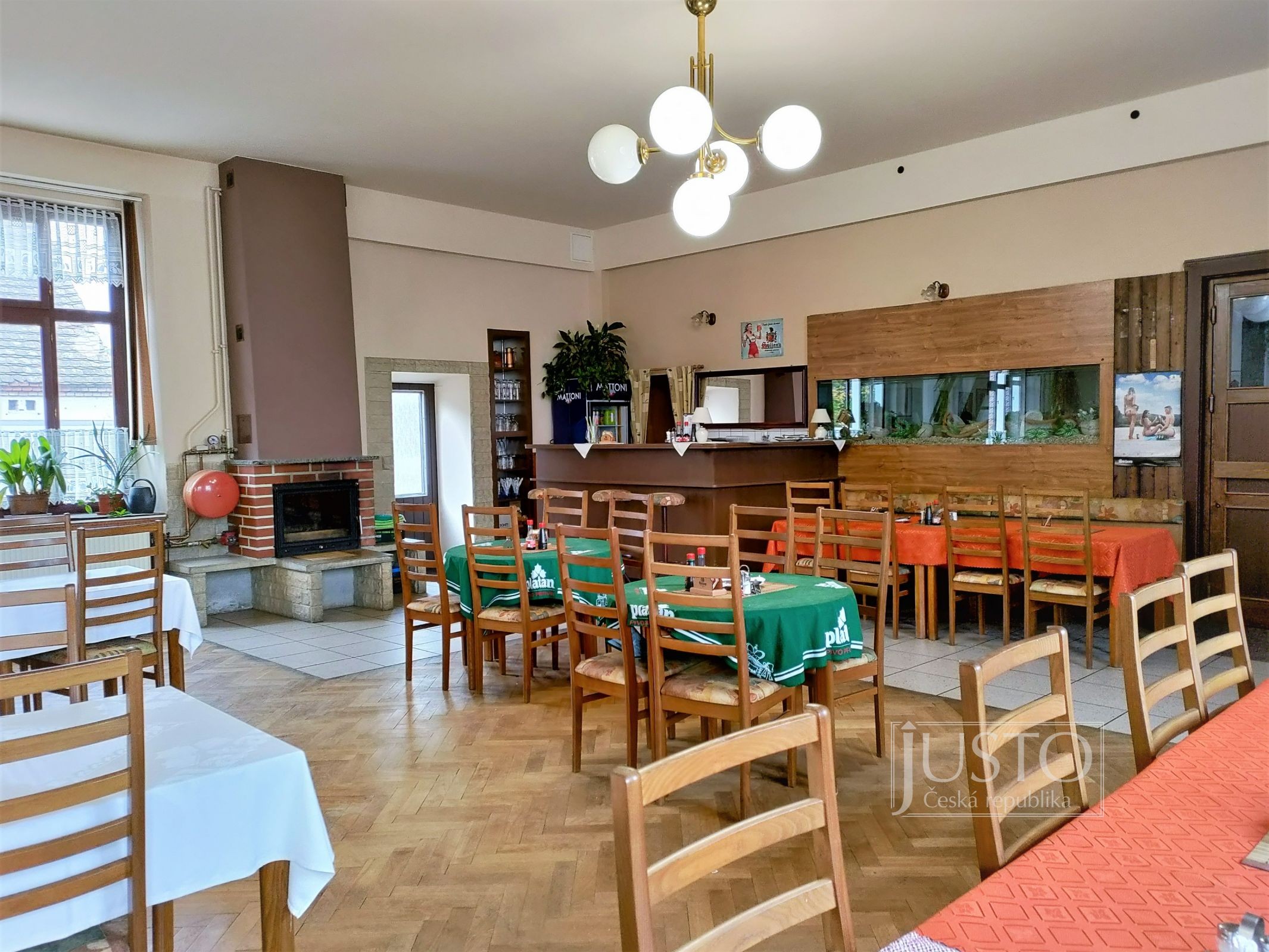 Pronájem nebytového prostoru, restaurace 497 m², Písek - Hradiště