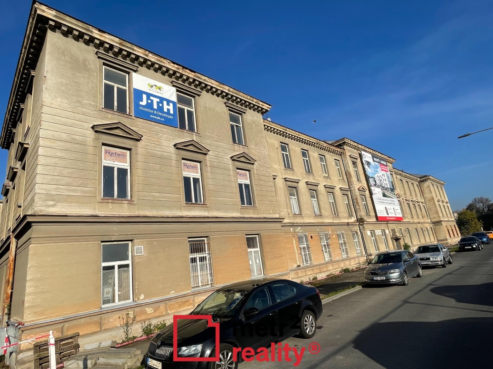 Prodej komerční budovy 2930m2 na pozemku 2191m2 - Olomouc - Šibeník
