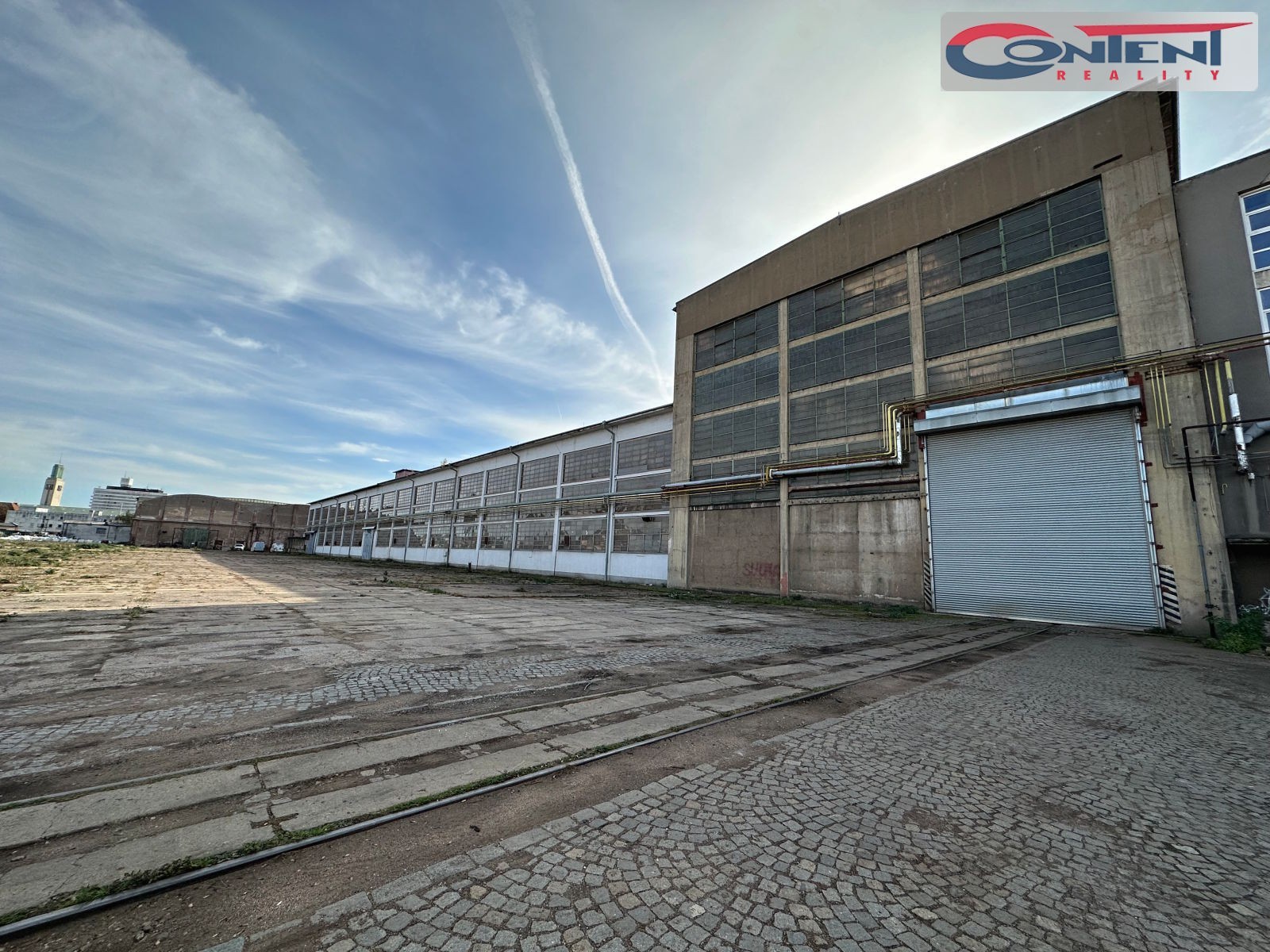 Pronájem venkovní plochy 2.000 m2, Hradec Králové - Kukleny