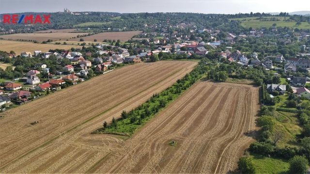 Prodej domu s možností komerčního využití, pozemky 8 961 m2, Olomouc - Droždín