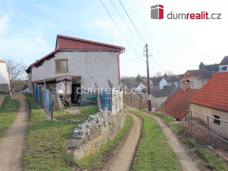 Prodej rodinného domu v rekonstrukci, Divišov, okr. Benešov