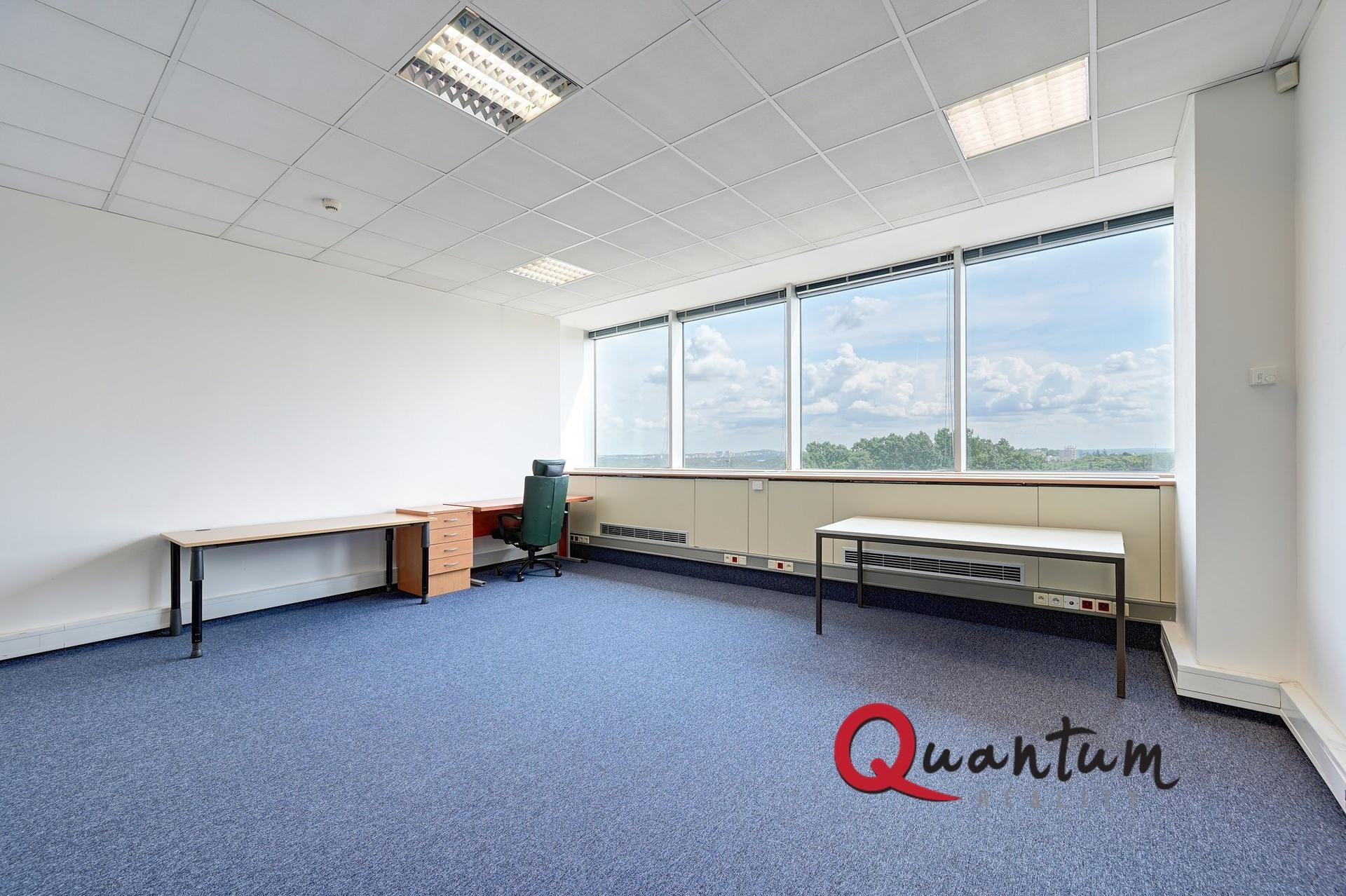 Pronájem kanceláře 44 m2 v administrativní budově Shiran Tower, Praha 6 - Vokovice, ul. Lužná