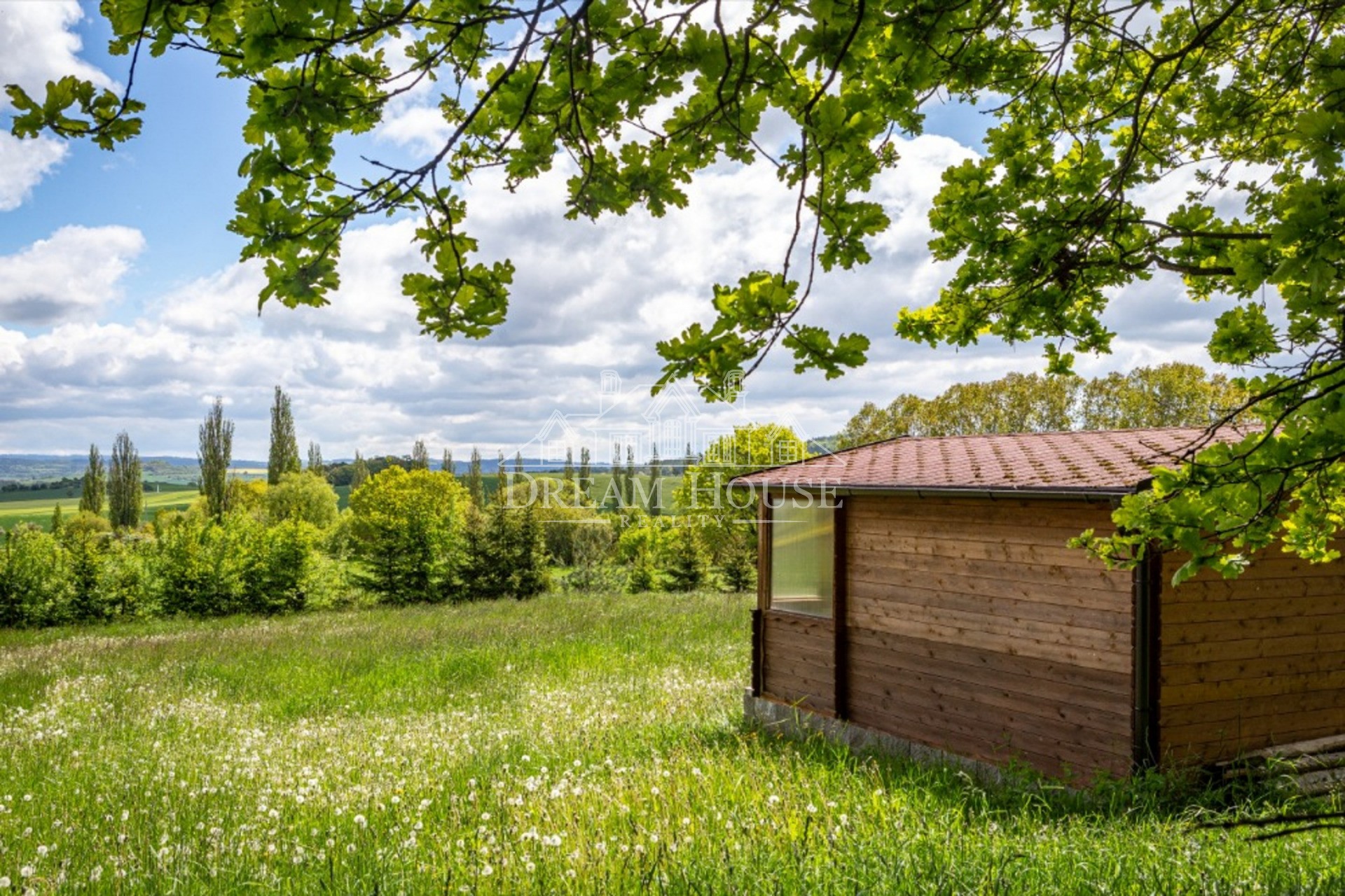 Prodej stavebního pozemku, 2 829 m2, Chocenice (Plzeň-jih), dřevěná chata