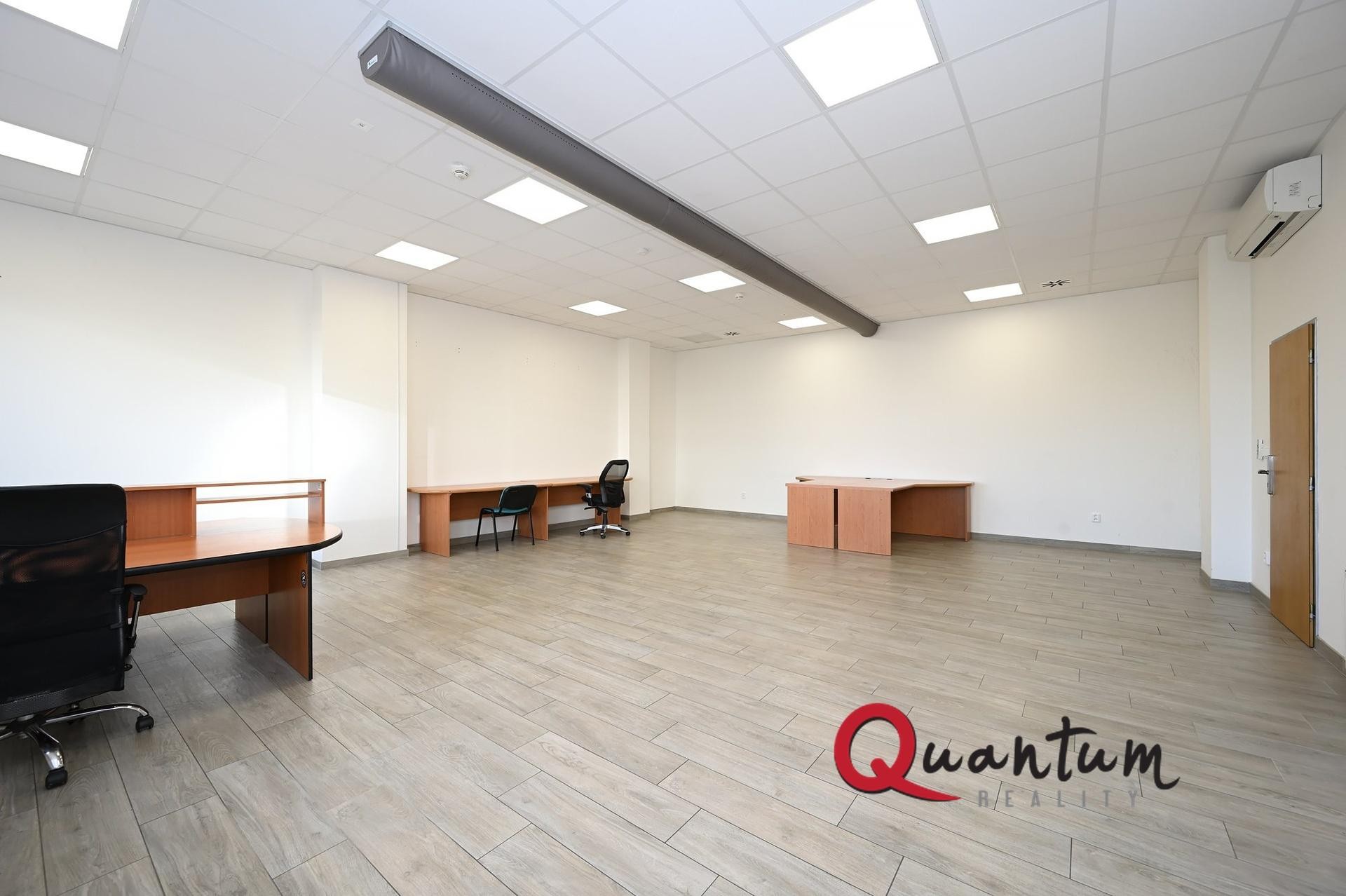 Pronájem moderní kanceláře 64,7 m2, lokalita, Praha 10 - Strašnice