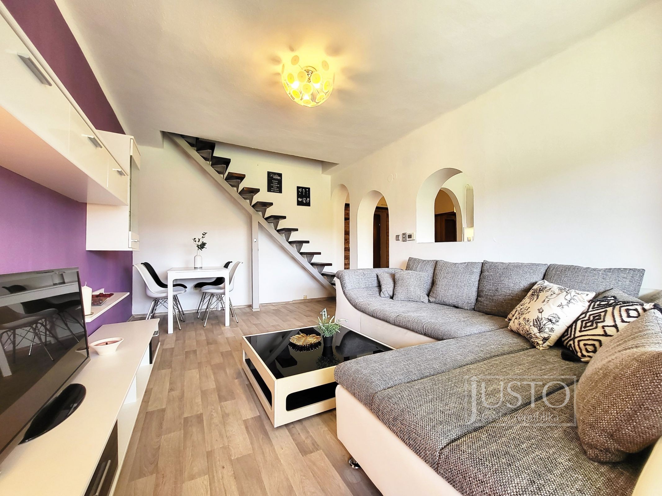 Prodej 6+1+L+G, 152 m², Semice u Písku