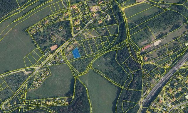 Prodej pozemku v Lipencích na Praze 5 o výměře 1278 m2