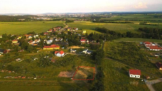 Prodej stavebního pozemku, 845m2, Dolní Vlkýš