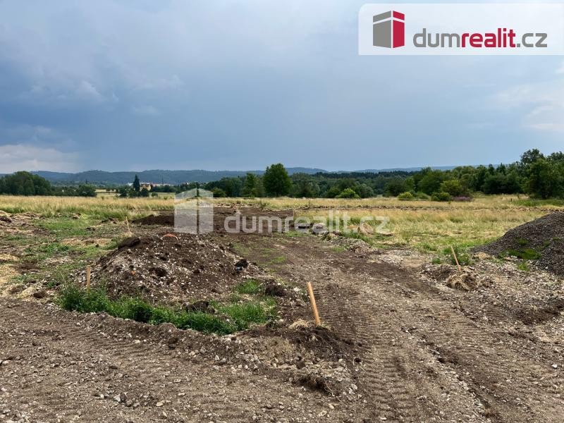 Prodej stavebního pozemku v Karlových Varech - Rosnicích