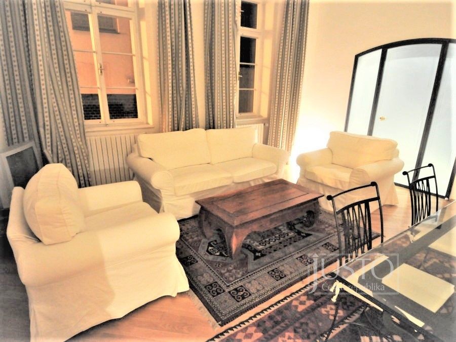Pronájem 2+1, 73 m², Praha 1 - Malá Strana