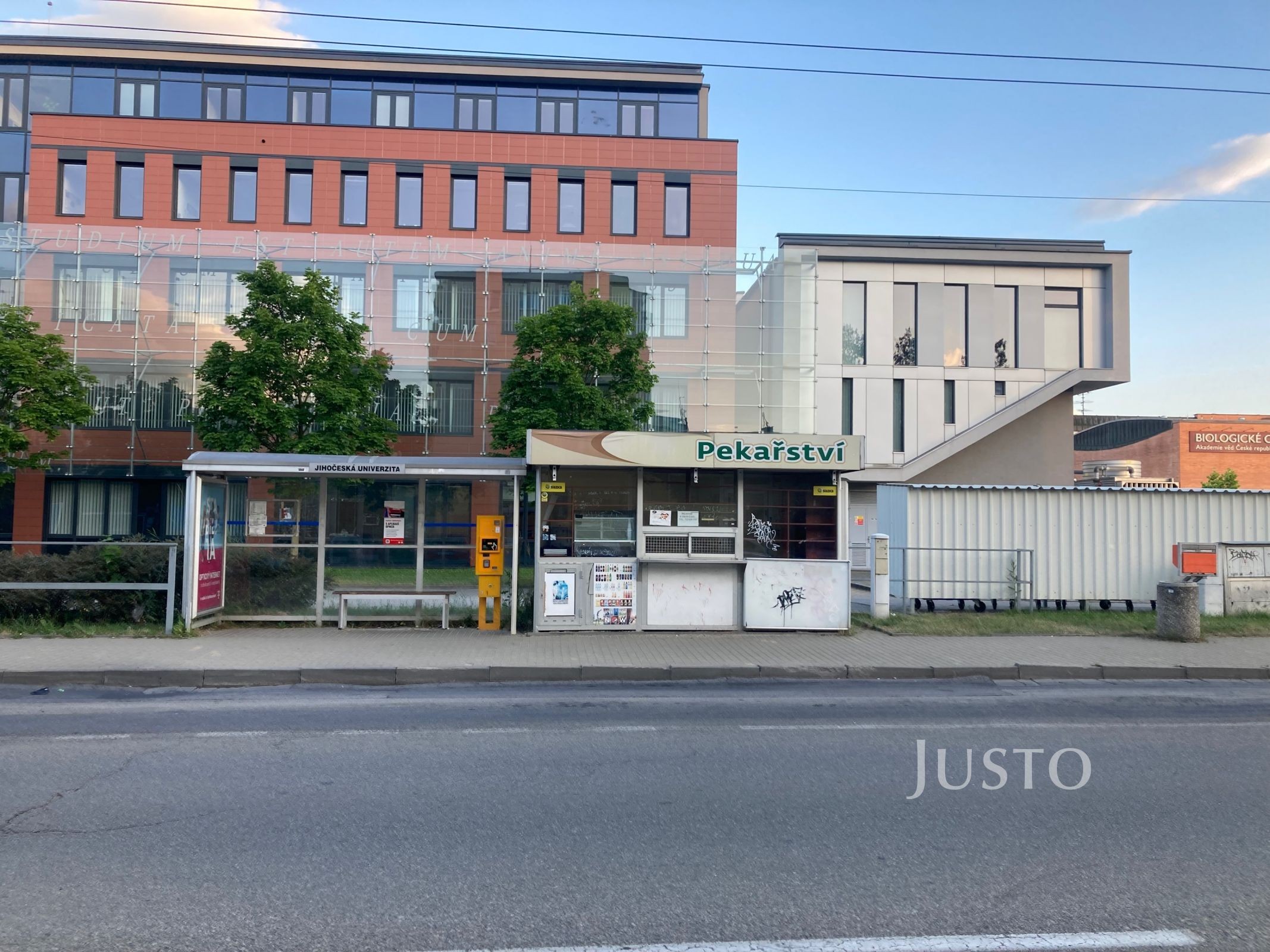Prodej prodejního stánku, České Budějovice - Branišovská