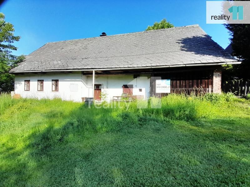 Prodej usedlosti včetně pozemku 1472 m2, Velké Petrovice, okres Náchod