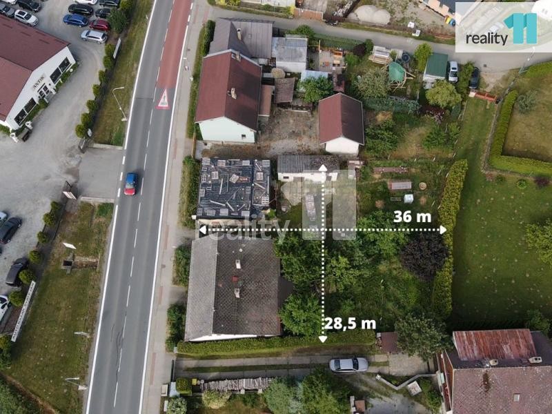 Prodej RD k rekonstrukci s pozemkem (1056m2) a dílnou, Rozkoš u Humpolce