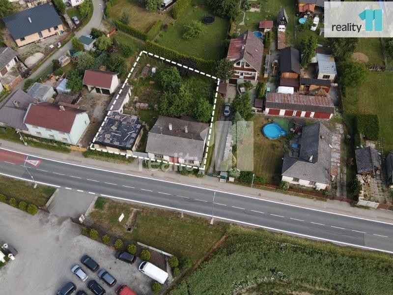 Prodej RD k rekonstrukci s pozemkem (1056m2) a dílnou, Rozkoš u Humpolce