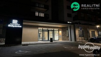 NOVÝ byt 2+kk s vlastní terasou a zahrádkou v M. Boleslavi