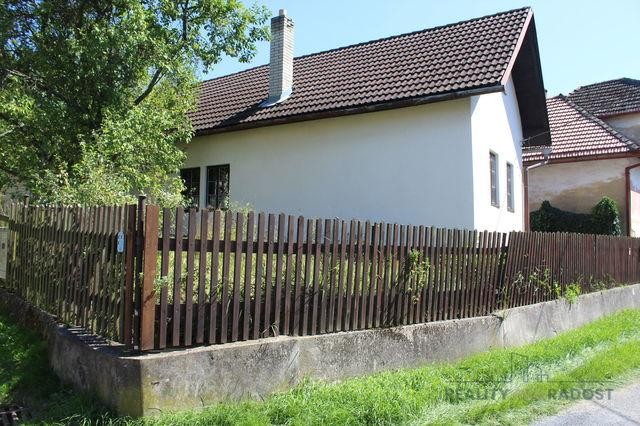 rodinný dům 3+1, pozemek 697m2, Vlachovice, Valašské Klobouky