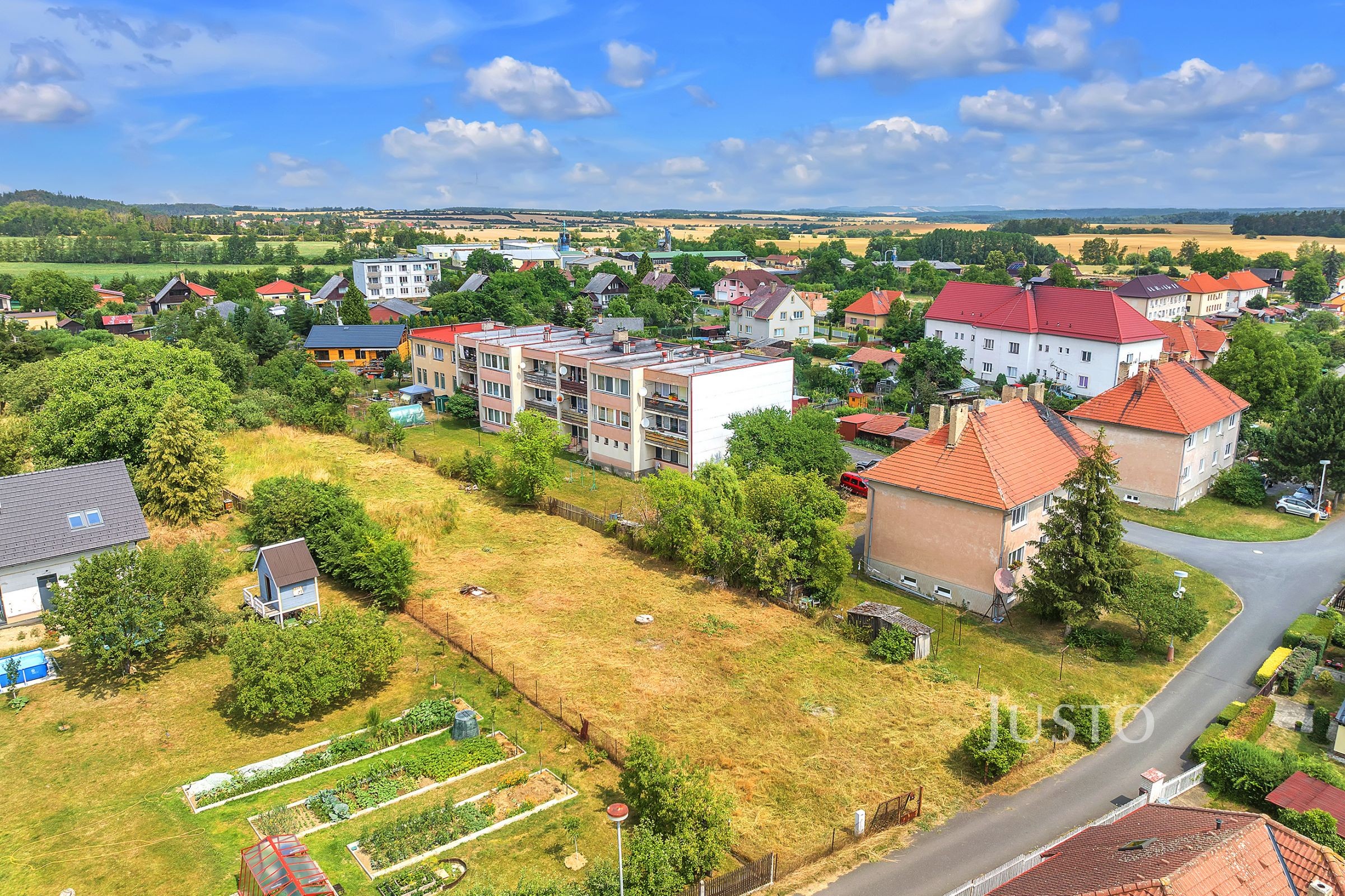 Prodej pozemku 1323 m², Blatno u Podbořan