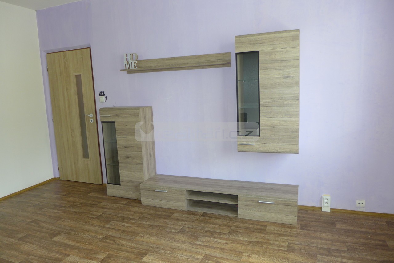Prodej prostorného bytu 2+1 po rekonstrukci v Plzni ve Skvrňanech