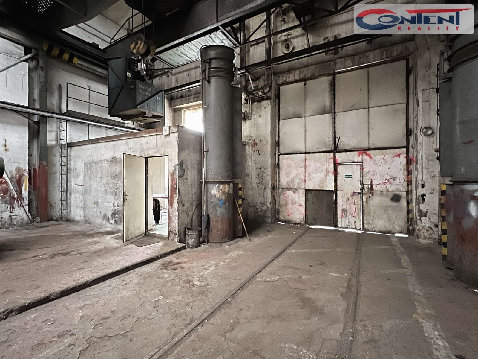 Pronájem skladu, výrobních prostor 1.270 m2, Kolín
