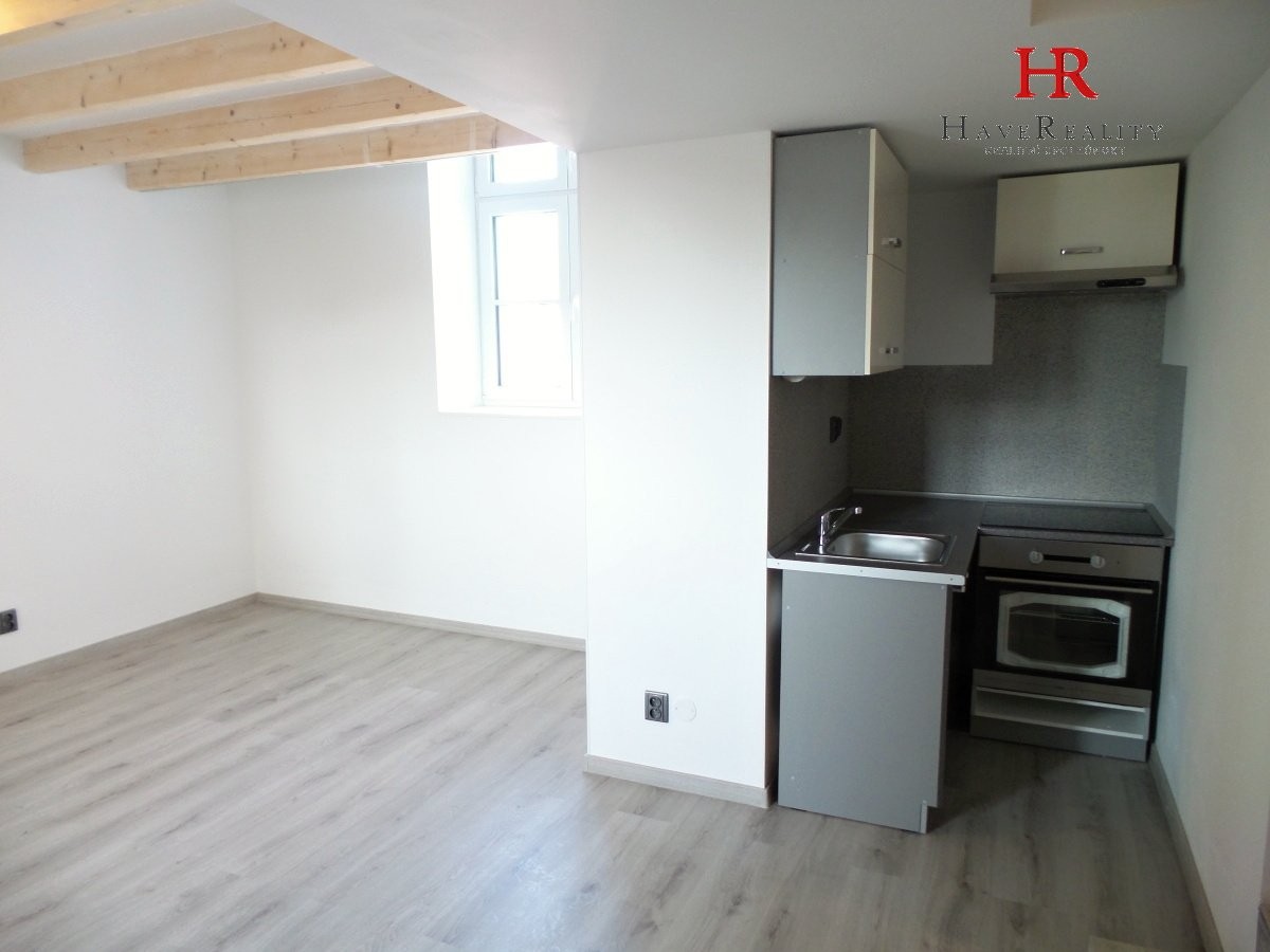 Pronájem bytu 2+kk, 51 m2, Daleké Dušníky, okres Příbram