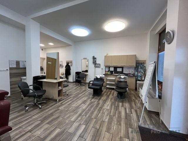 PRONÁJEM KOMERČNÍCH PROSTOR 75m2, Macharova ul., Mor. Ostrava, KOMERČNÍ PROSTORY 75m2, Mor.Ostrava