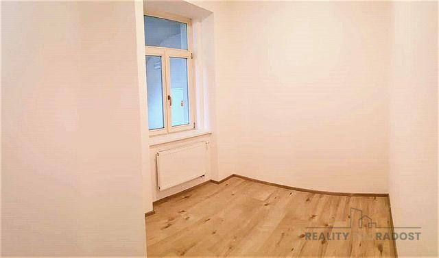 Pronájem bytu 2+1 67 m2 v centru Brna, byt 2+1 k pronájmu Brno střed na ulici Stará