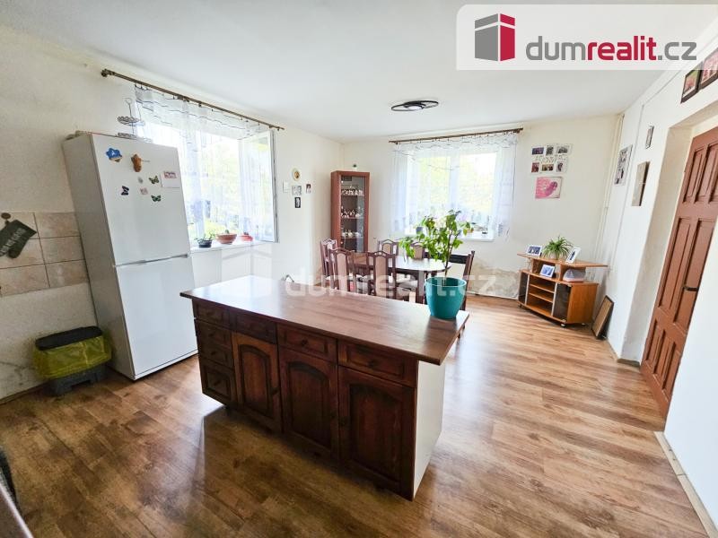 Prodej rodinného domu 4+1, 90m2, Ohnišťany