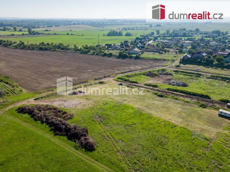 Prodej nově zasíťovaného jižně orientovaného pozemku plochy 1029m2 v malebné obci Čakovičky