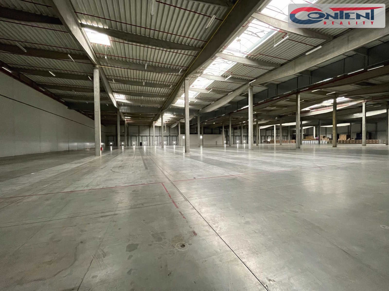 Pronájem skladu nebo výrobních prostor 10.000 m2 Velká Bíteš, D1 EXIT 162