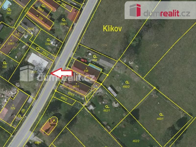 Prodej, stavební pozemek o výměře 620 m2 se základovou deskou a projektem stavby rodinného domu, obec Klikov