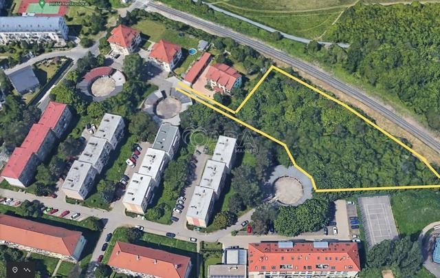 Pozemek k výstavbě 800-1500 m2, Praha-Kbely