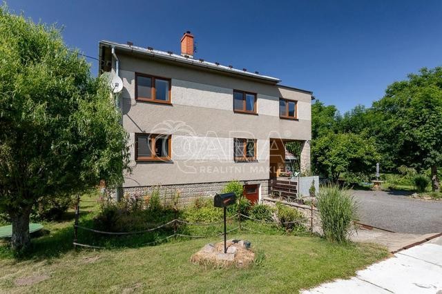 Rodinný dům 5+1, pozemky 12 000 m2, Čeladná, skvělé místo pro život nebo podnikání
