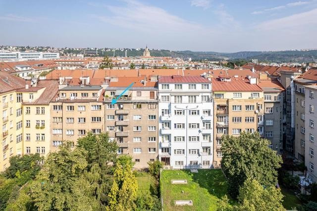 Pronájem prostorného bytu 2+kk, ul. Verdunská, Praha - Bubeneč