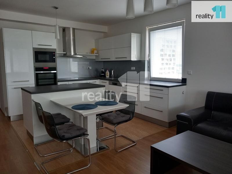 Pronájem 4+kk/L/B, vyzdívaný skelet, Praha 10 – Horní Měcholupy 