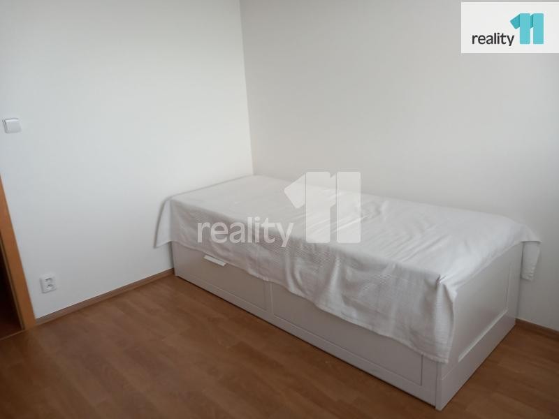 Pronájem 4+kk/L/B, vyzdívaný skelet, Praha 10 – Horní Měcholupy 