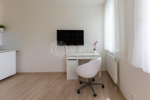 Pronájem zařízeného apartmánu, Starý Jičín