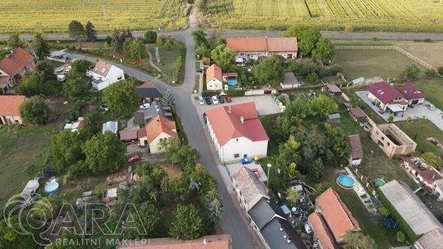 Prodej pozemku k výstavbě rodinného domu Všestudy u Chomutova