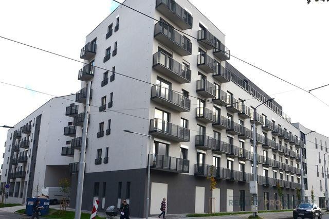 Pronájem novostavby bytu 1+kk s balkonem v centru Olomouce, Wolkerova