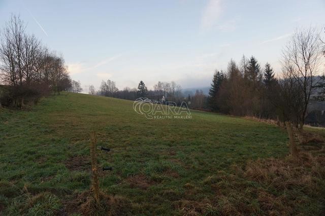 Prodej stavební parcely 2800 m2 v obci Kozlov u České Třebové