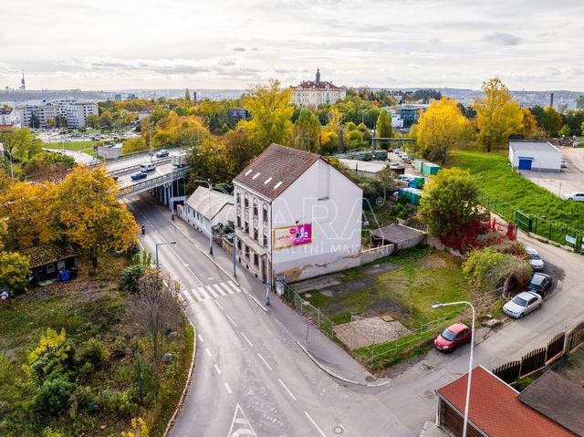 Pronájem pozemku o velikosti 559 m2 v ulici Davídkova, Praha 8 –Horní Libeň