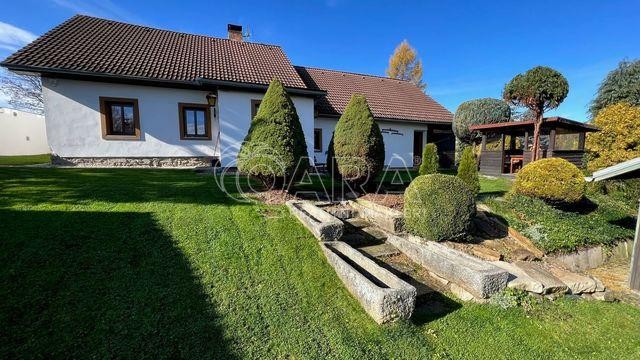 Prodej rodinného domu, chalupy se 2 apartmány – Chlum u Volar, Šumava